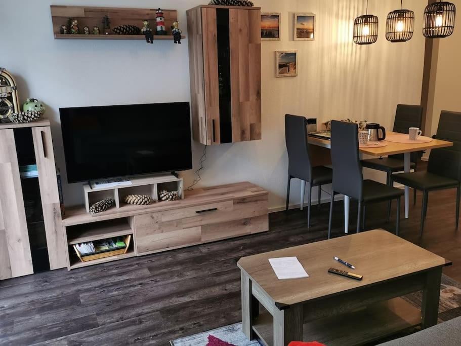 Wohnen Direkt Am Uferpark Mit Grossem Balkon Und Seeblick FDH Exterior foto